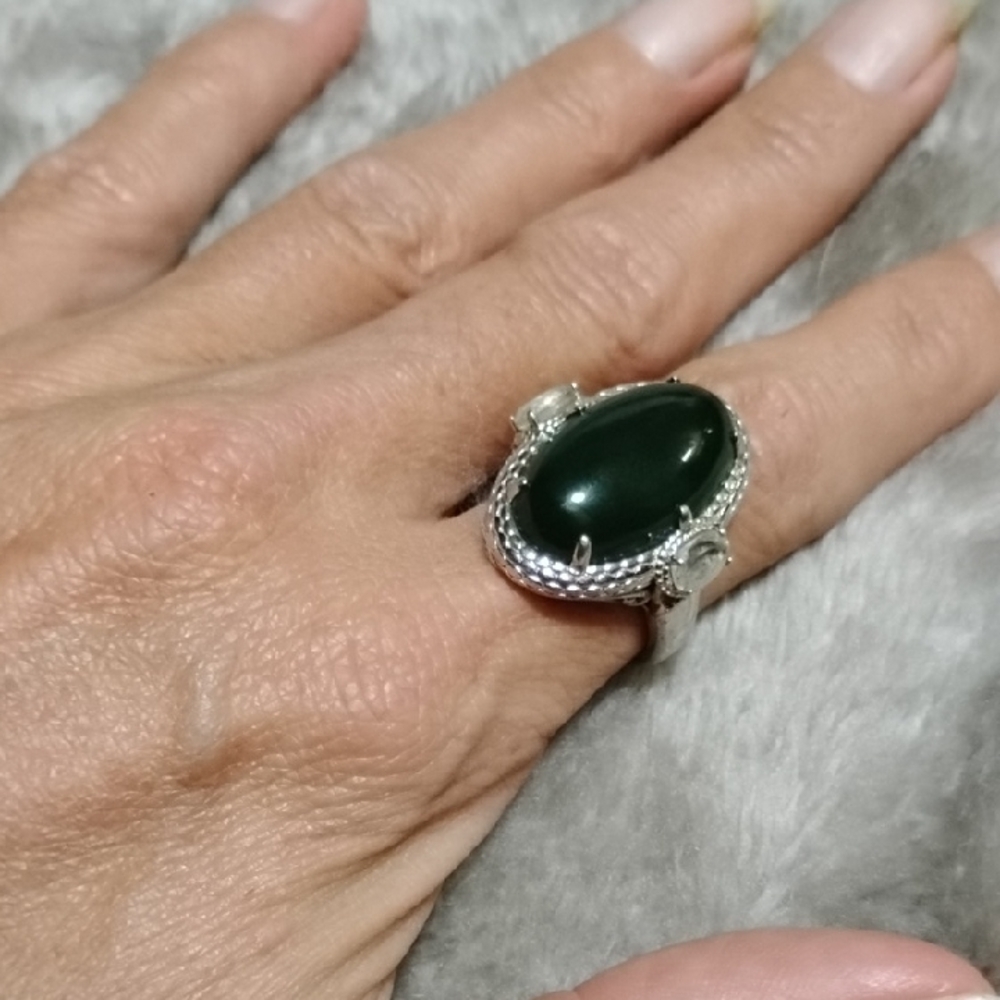 Elegant Green Malichite Stone Sterling Silver Ring Size 7 Or 8 - Picture 6 of 6